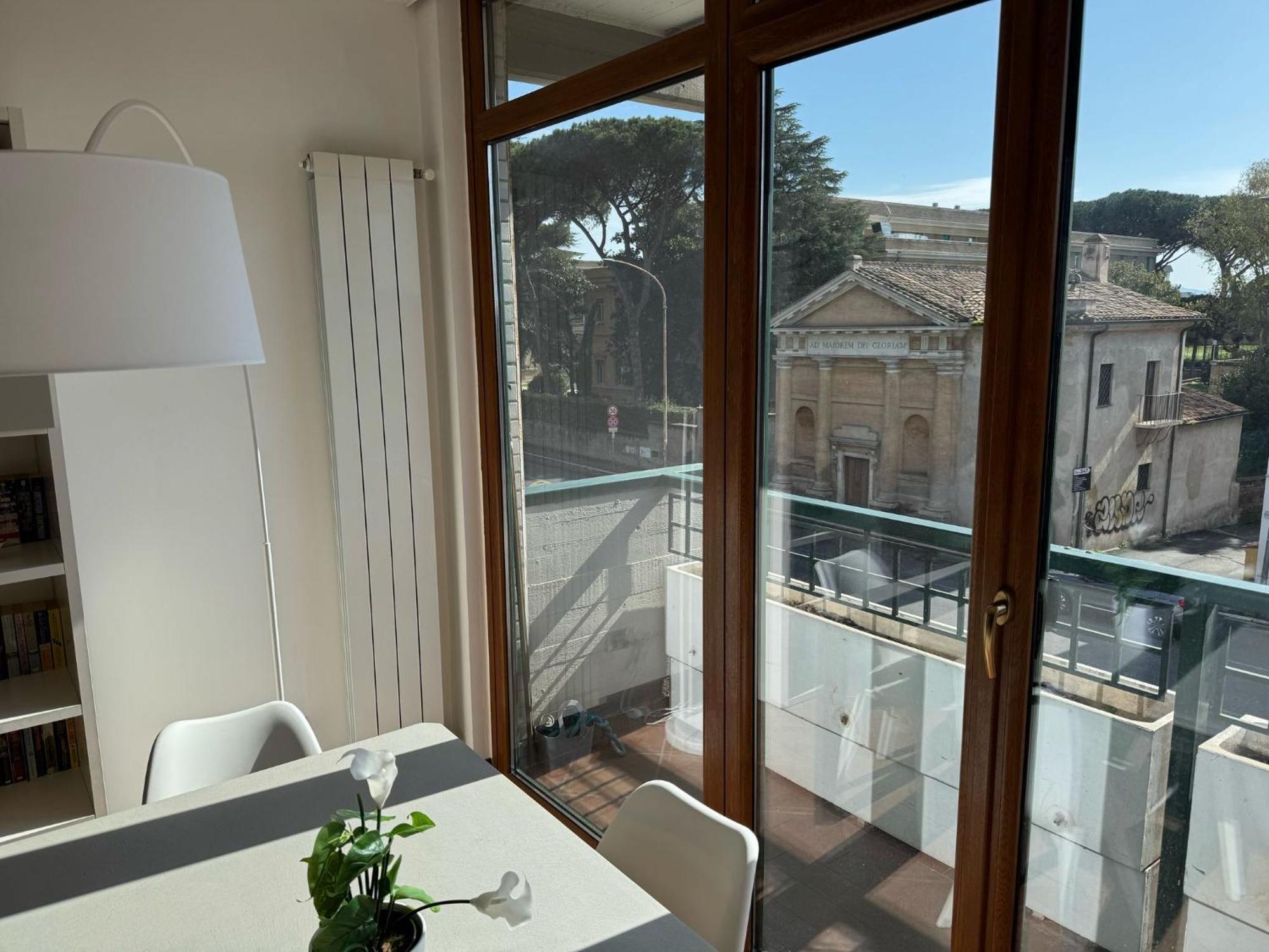 La Casa Del Tomo - Serenity & Charme, Steps From Cornelia Metro Line A Apartamento